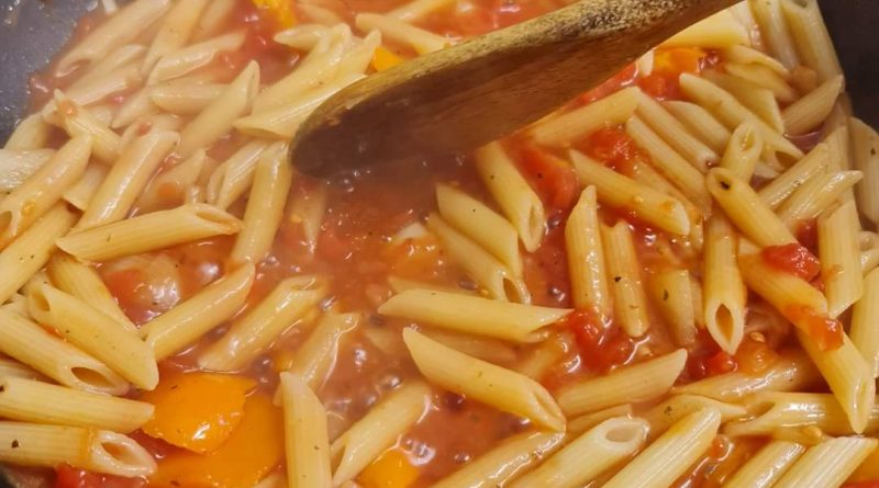 Kids' cooking challenge - pasta
