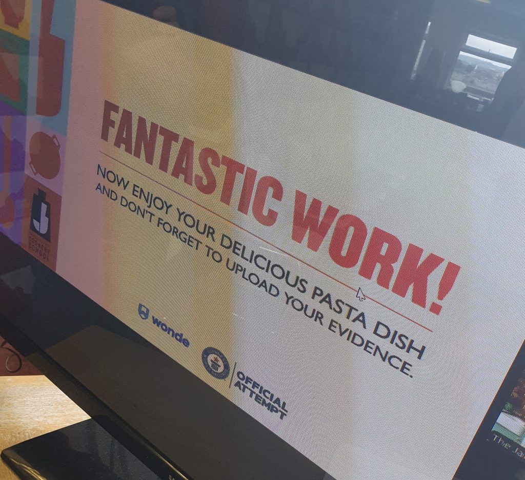 A screen showing the words fantastic work